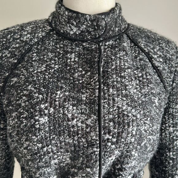 Sandro Paris Women’s Boucle Tweed Jacket Black/Gray Size Large Petite Office - Picture 10 of 14